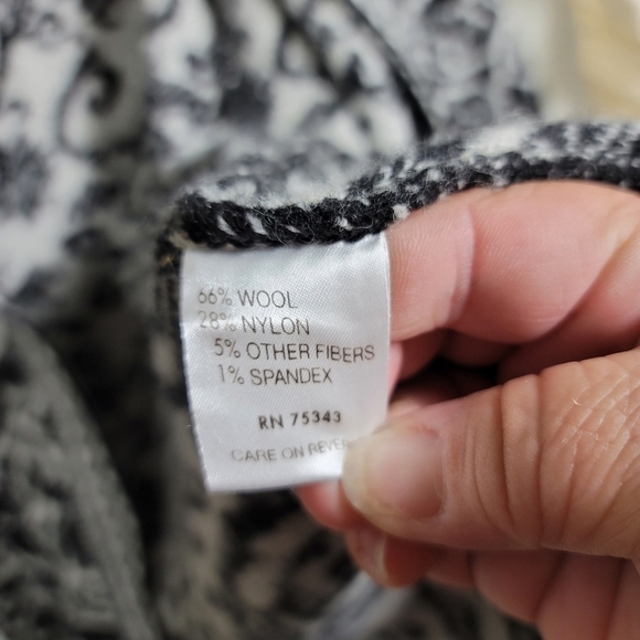 A. Ida Wool Blend Filigree Swirl Pattern Cardigan Open Front Made Italy Medium - Picture 6 of 6